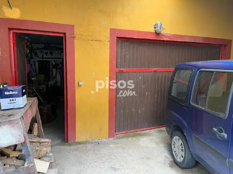 Garage - Maison 4 chambres à ES
