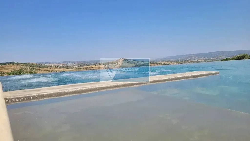 Bassein - Villa with Pool on Hill in Noto