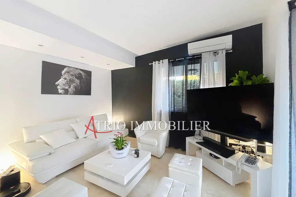 Living Room - Luxury Villa with Pool in Cagnes-sur-Mer