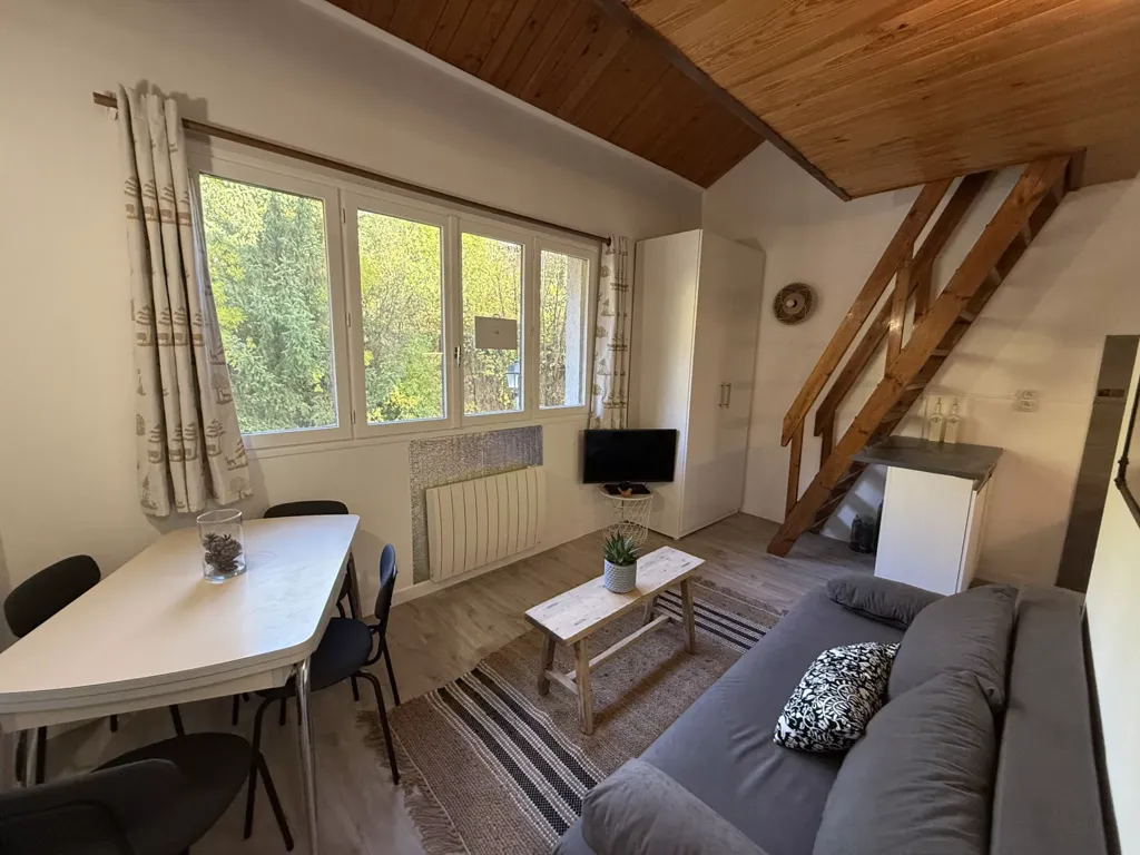 Elutuba - Duplex Studio with Ski Storage in Praloup