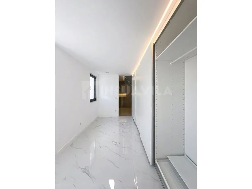 Toad - Modern Villa with Pool in Vila Nova de Cerveira