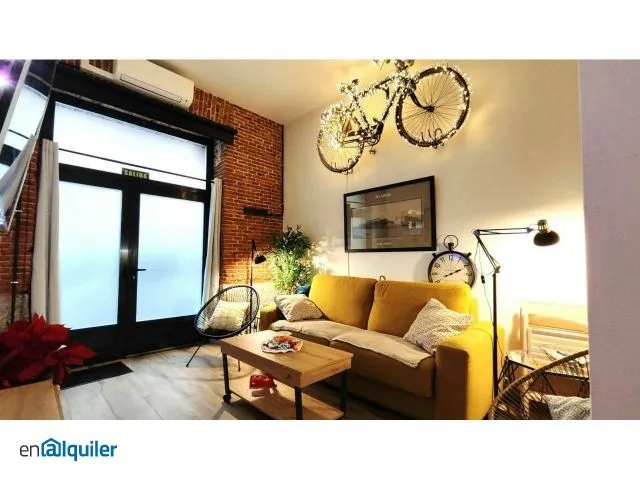 Soggiorno - Fully Furnished Flat in Lavapiés, Madrid