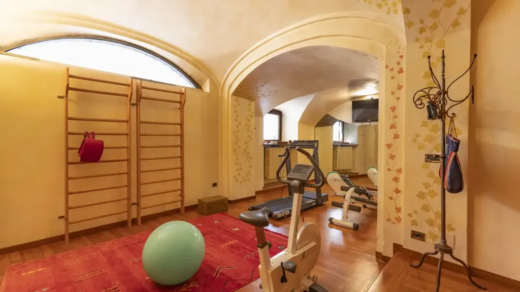 Pièces - Historic Villa with Panoramic Views in Grignasco