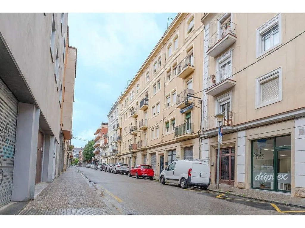 Välivaade - Duplex with Balcony in Eixample Sud, Girona