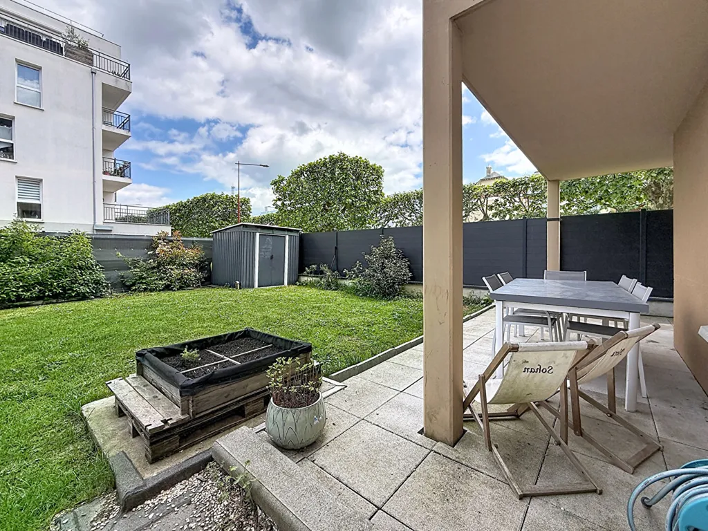 Jardin - Appartement PMR avec Jardin à Lucé
