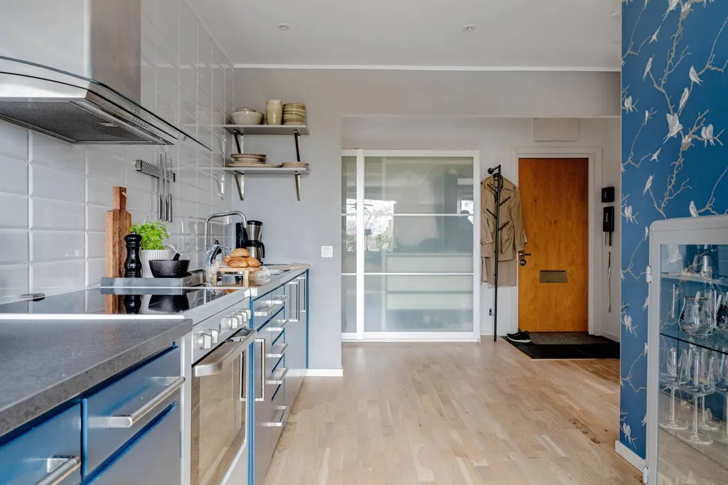 Cuisine - Apartment with Balcony in Ängelholm