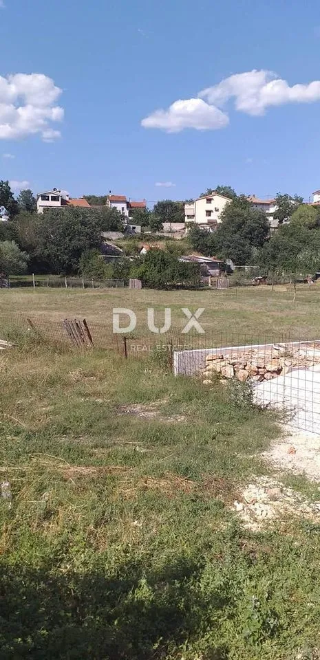 Jardin - Building Plot with Sea Proximity in Istra, Loborika
