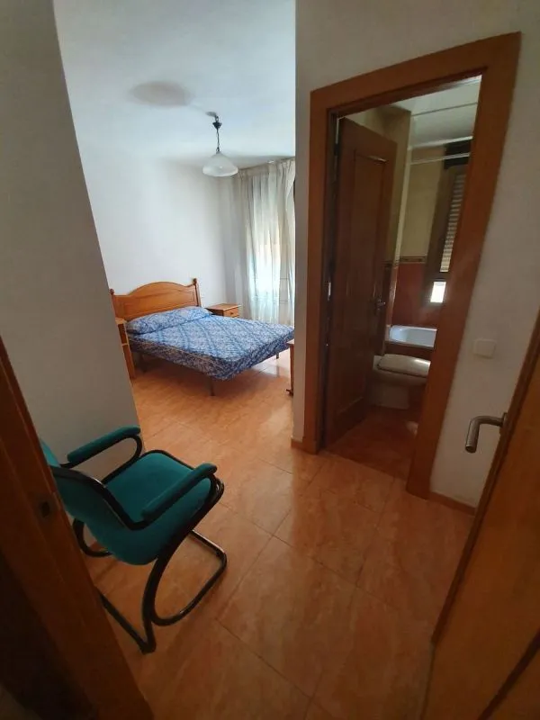 Bedrooms - Student Flat with Terrace in Ciudad Jardín