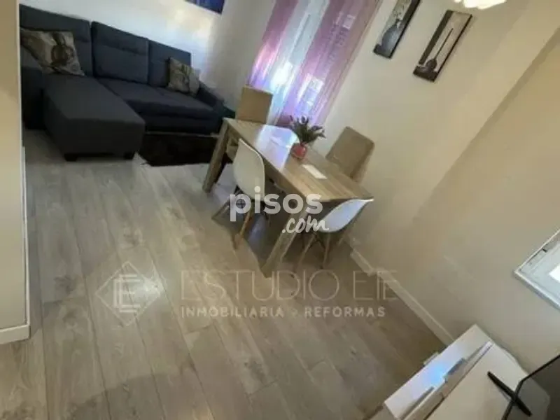 Salle à manger - Furnished Flat with Central Heating in Salamanca