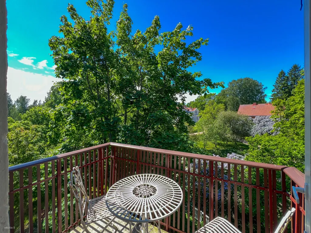 Balcony - Upper Floor Apartment with Balcony in Toukola, Helsinki