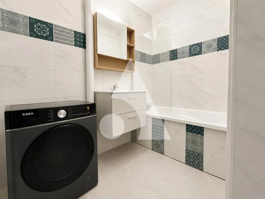 Salles de bain - Appartement 4 Pièces avec Parking à Franconville