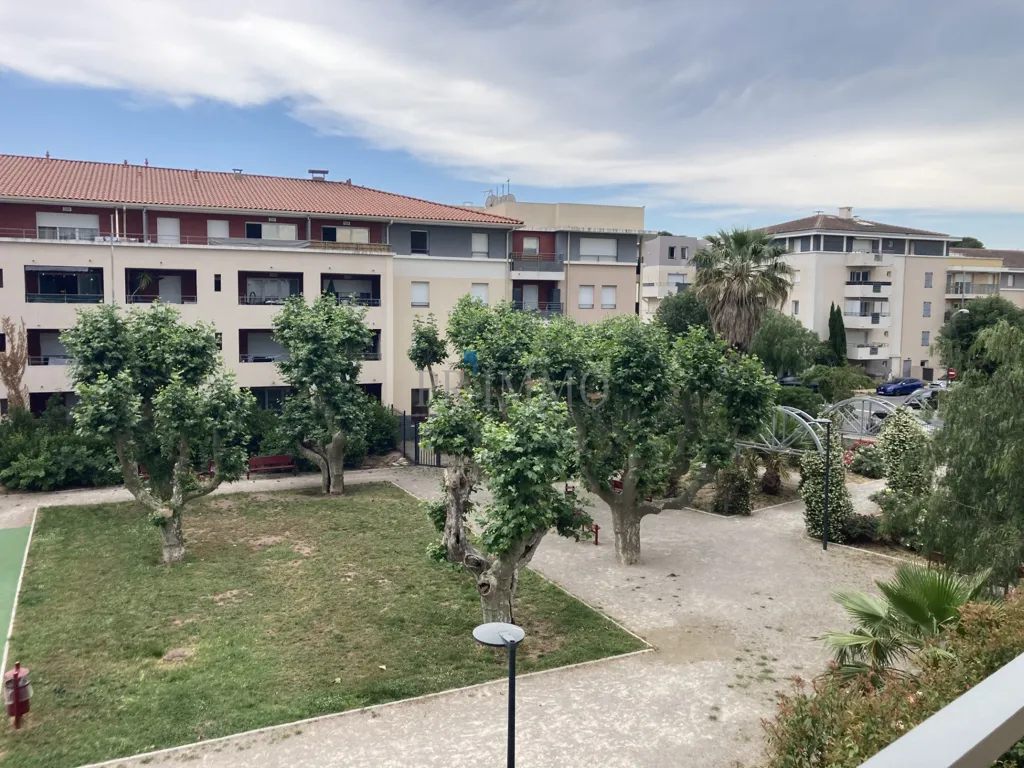 Balcony - 2-Bedroom Flat with Garage in Puget-sur-Argens