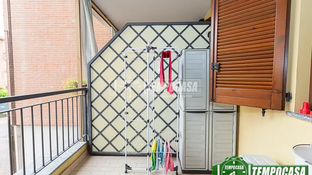 Balcon - 3-Bedroom Apartment with Balcony in Spino d'Adda