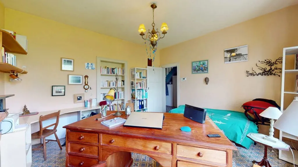 Kabinet - Renovated House with Two Units in Orbais