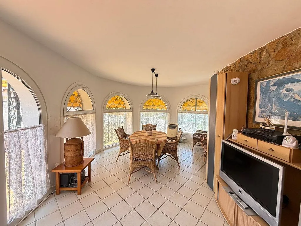 Elutuba - Chalet with Private Marina in Empuriabrava