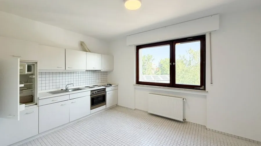 Köök - Renovated Apartment with Balcony in Bertrange