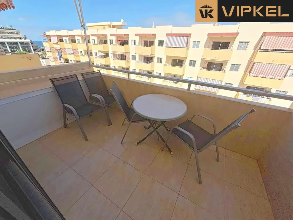 Rõdu - One-Bedroom Flat with Pool in Los Cristianos