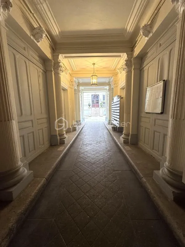 Entrée - Triplex avec Vue sur Paris à Montmartre
