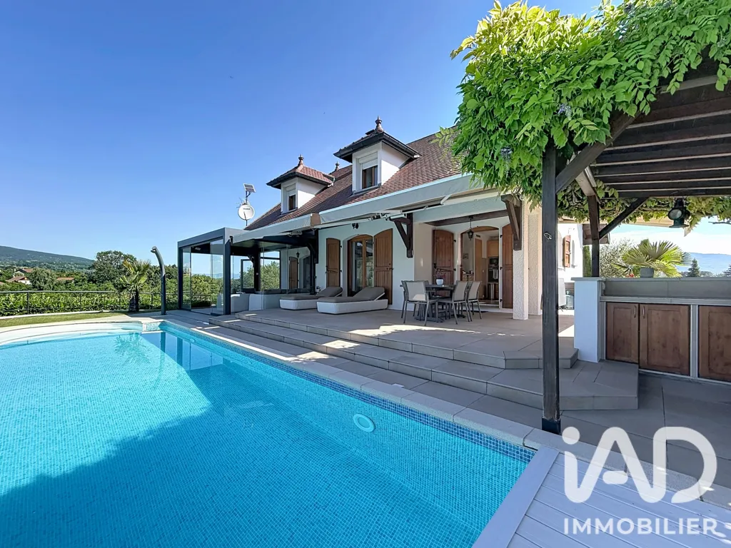 Piscina - Detached House with Pool in Reignier-Ésery