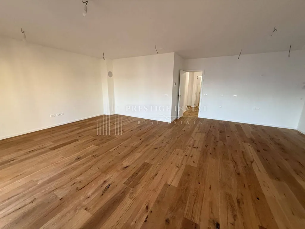 Toad - Penthouse with Sea View in Sukošan