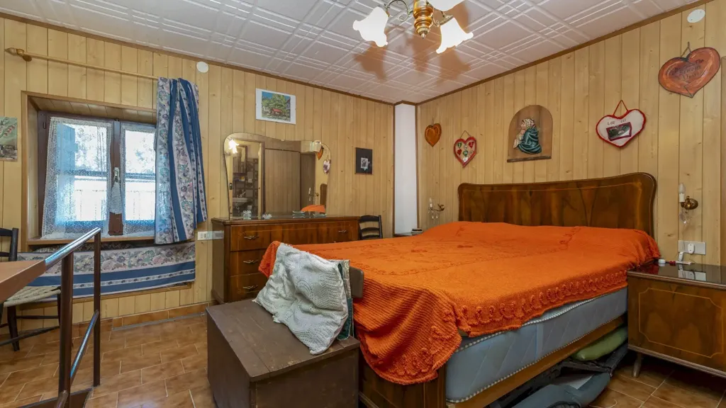 Chambres - Rustic Cottage with Woodland View in Roccabruna