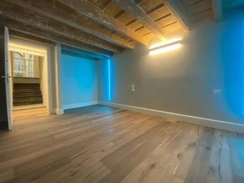 Rooms - Luxury 4-Bedroom Apartment in Florence