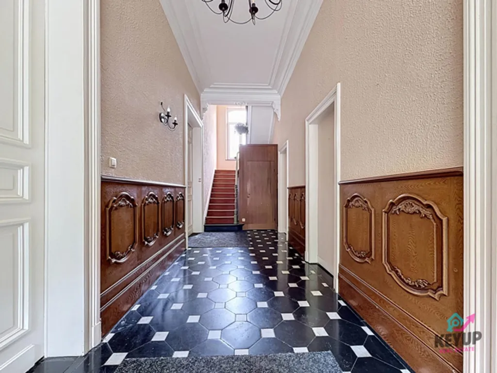 Esik - 61 m² Apartment with Renovation Potential in Dinant
