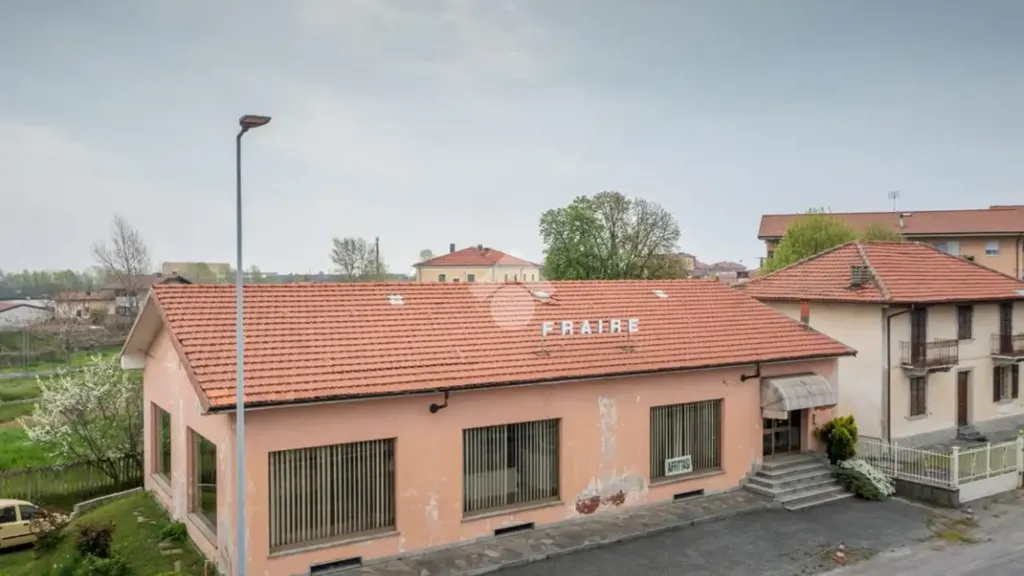 Õhuvaade - Commercial Space with Parking in Costigliole Saluzzo