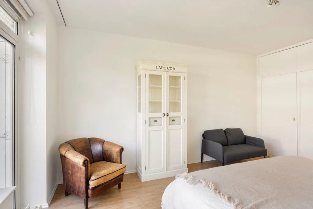 Magamistoad - Bright Two-Bedroom Portiekflat in Benoordenhout
