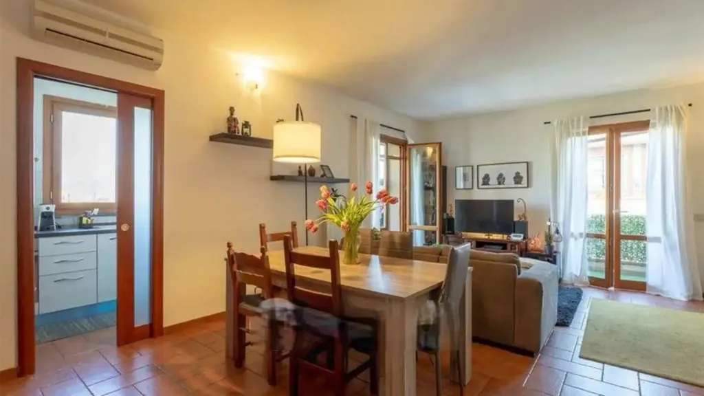 Dining Room - Duplex Apartment with Balcony in Campi Bisenzio