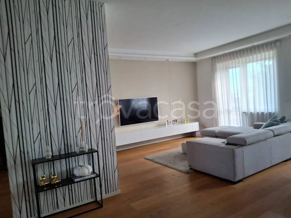 Séjour - Rustic-Style Apartment with Mountain View in Orbassano