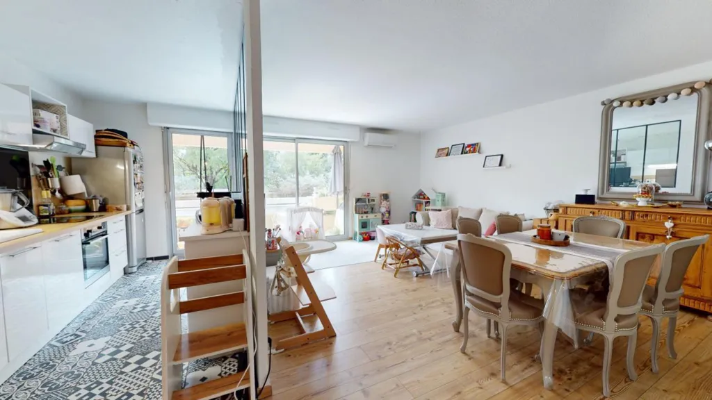 3-toaline korter asukohas Montpellier