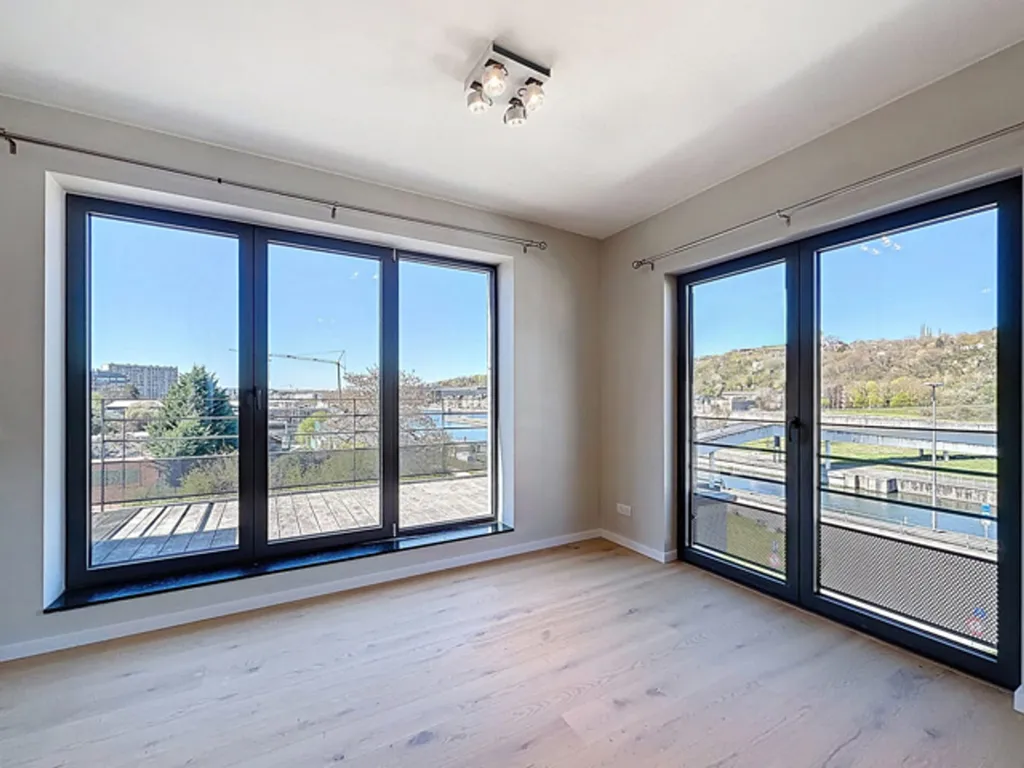 Pièces - Appartement avec terrasse vue Meuse à Jambes