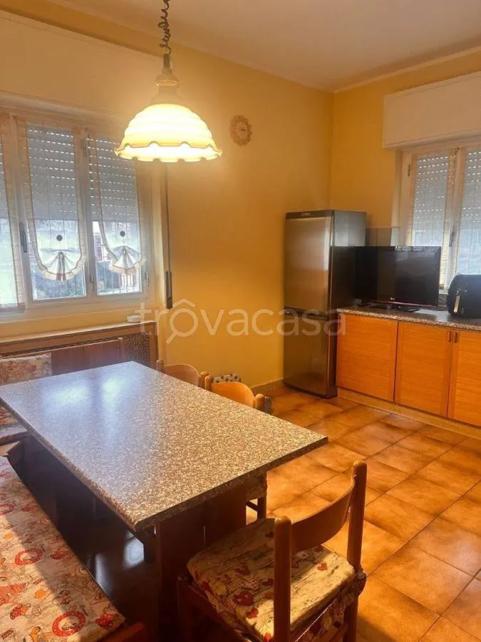 Dining Room - Two-Unit Apartment with Private Garden in Calolziocorte
