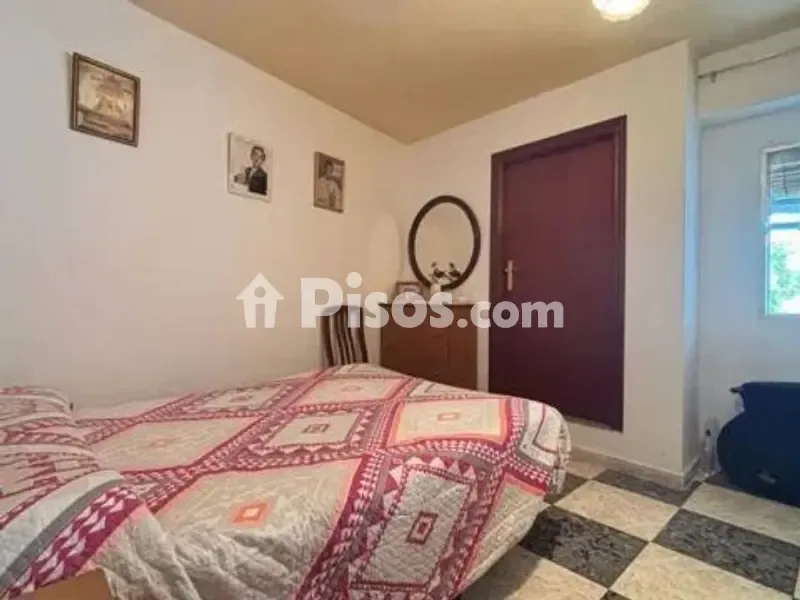 Chambres - Semi-detached House with Terrace in Loja