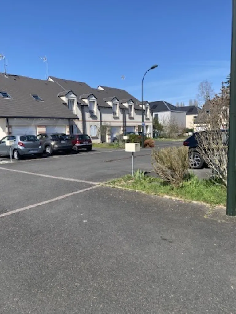Extérieur - Pavillon 4 Chambres avec Terrasse à Étampes