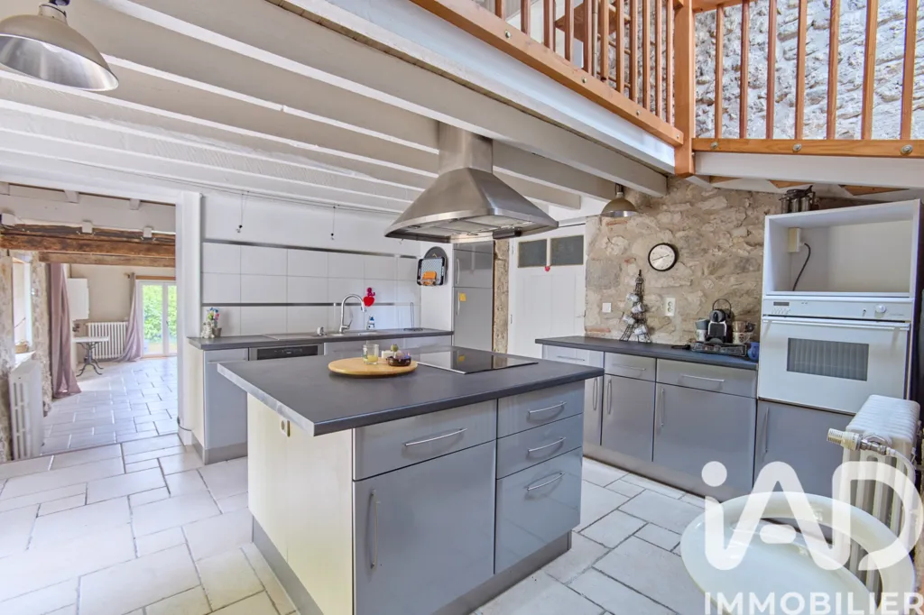 Cuisine - Maison en Pierre avec Piscine à Colayrac-Saint-Cirq