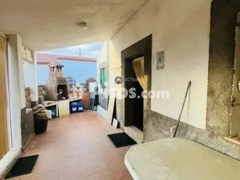 Terrazza - Chalet with Terrace in Malpartida de Cáceres