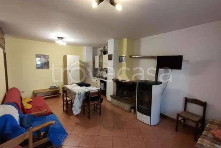 Soggiorno - Ground Floor Apartment with Fireplace in Leonessa