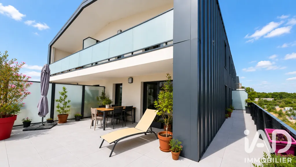 Terrass - Duplex with Rooftop in Lormont