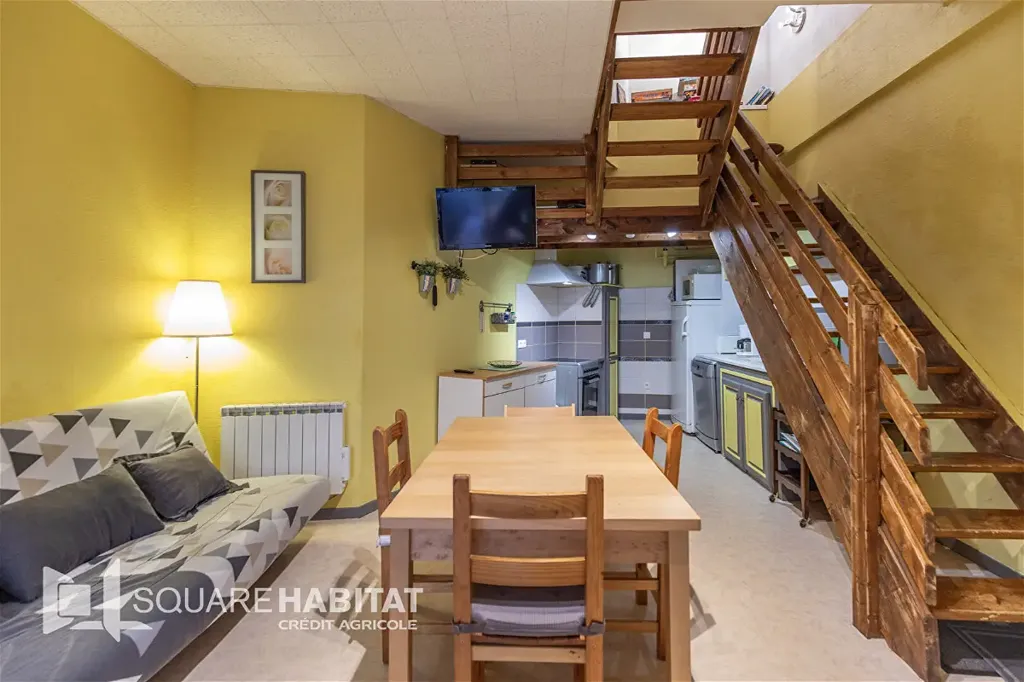 Söögituba - Duplex Apartment with City Centre Views in Cauterets