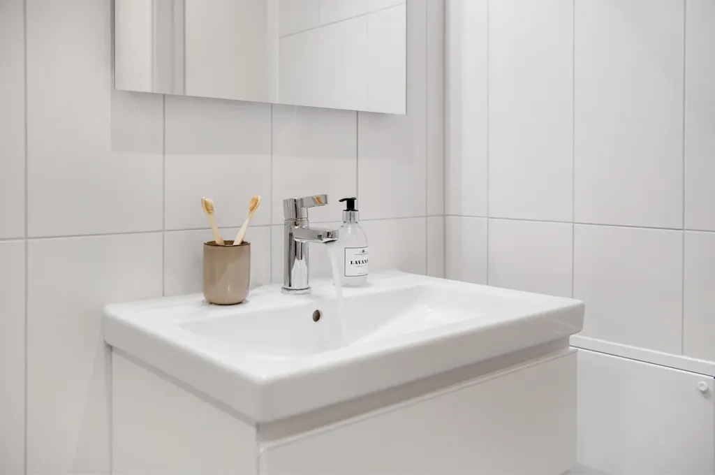 Salles de bain - Appartement 3 pièces à Älvsjö