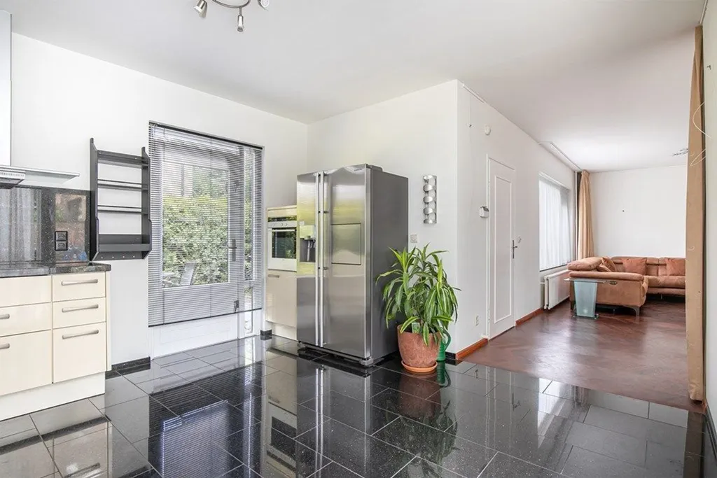 Cuisine - Partly-Furnished 4-Bedroom House with Garden in Voorburg