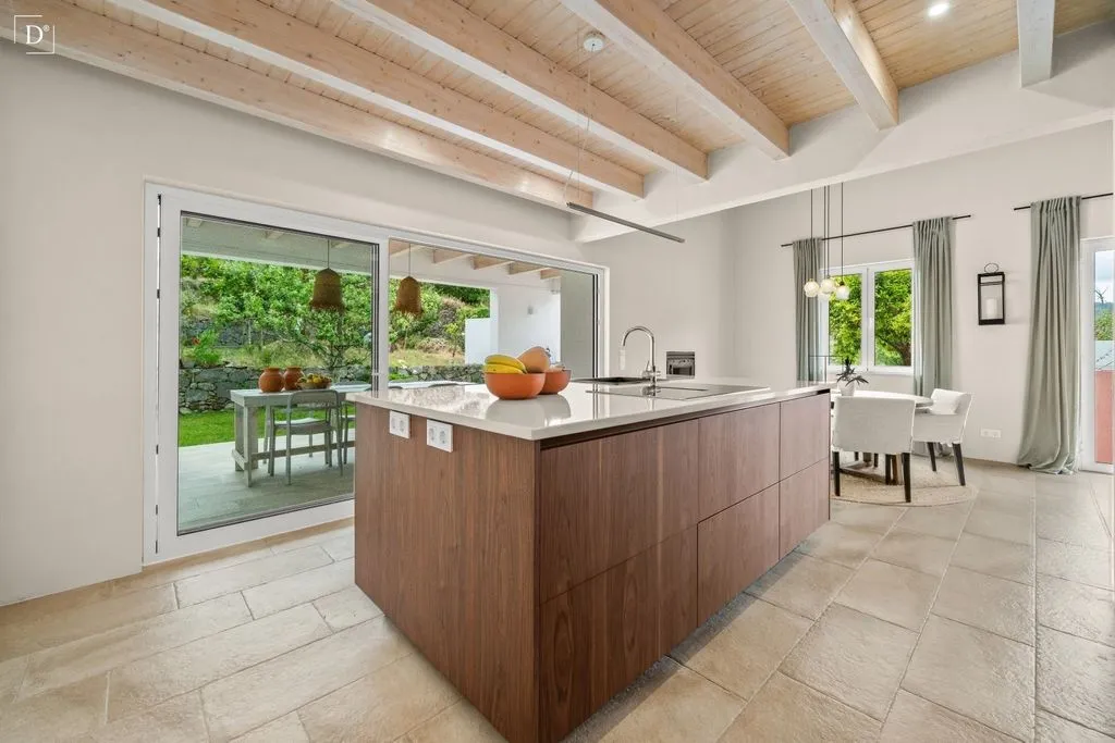 Köök - Luxury Villa with Mountain Views in Monchique