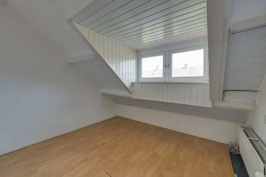 Toad - Charming Two-Bedroom Apartment with Balconies in Amsterdam