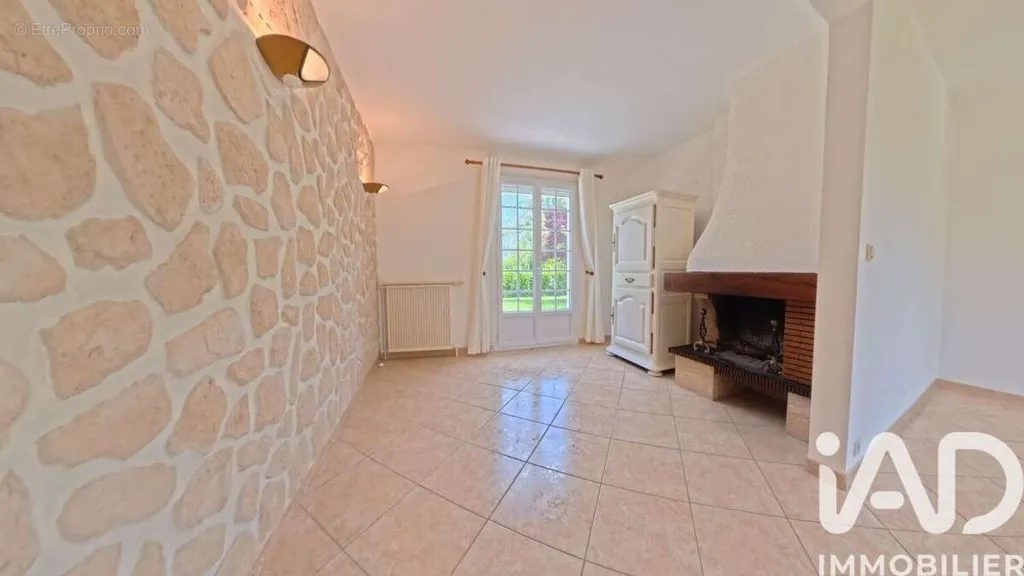 Maison 5 pièces à Magny-En-Vexin