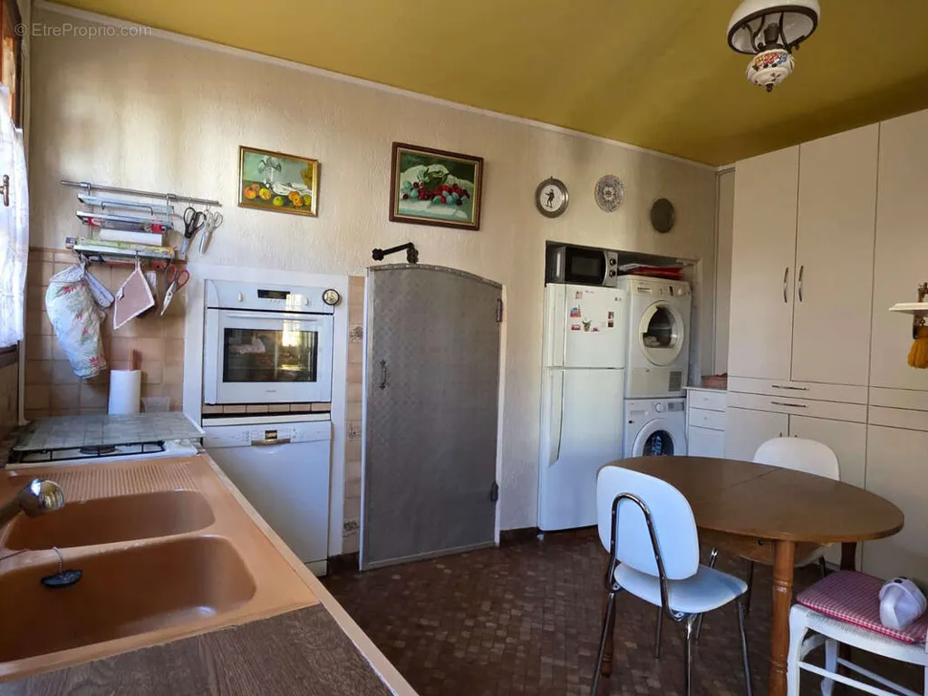 Cuisine - Maison de Ville en Pierre avec Jardin au Centre Bourg