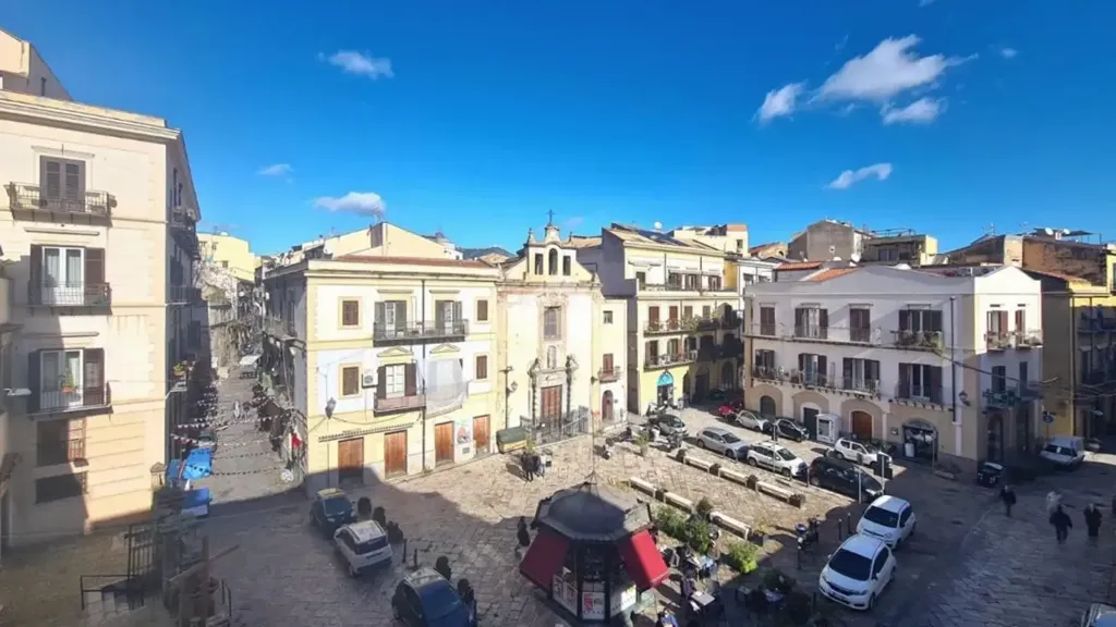 Välivaade - Spacious Flat with Terraces in Palermo Centre