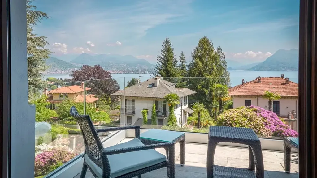 Terrass - Modern Villa with Lake View in Stresa