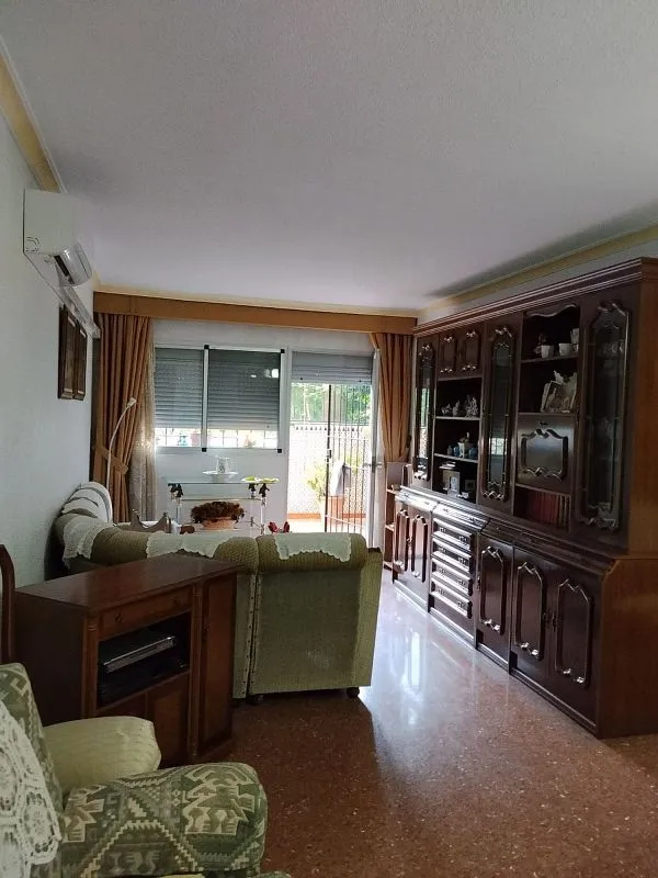 Soggiorno - Ground Floor Flat with Terrace in Parque Azahara